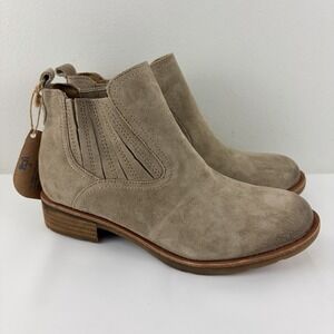 Sofft Aquia Taupe Suede Chelsea Ankle Boots Womens 6M Leather Low Heel